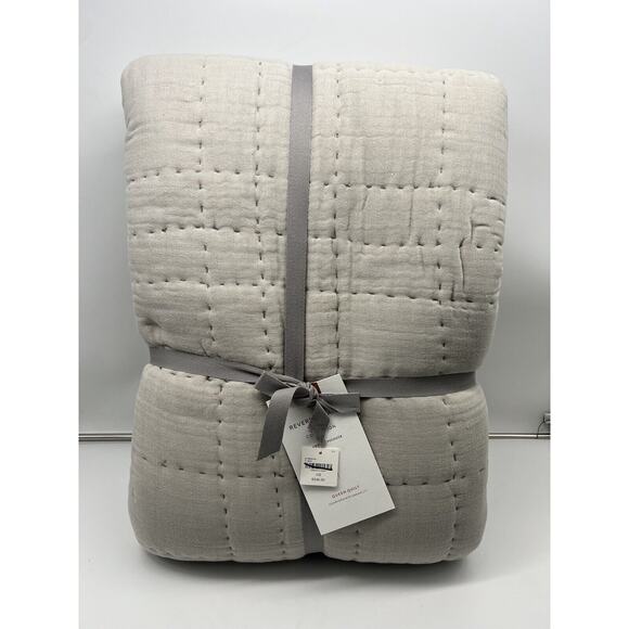 Anthropologie Reversible Airy Guaze Quilt Queen Size Grey New - Picture 3 of 5